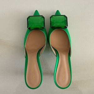 GIANVITO ROSSI
85 crystal-embellished satin mules